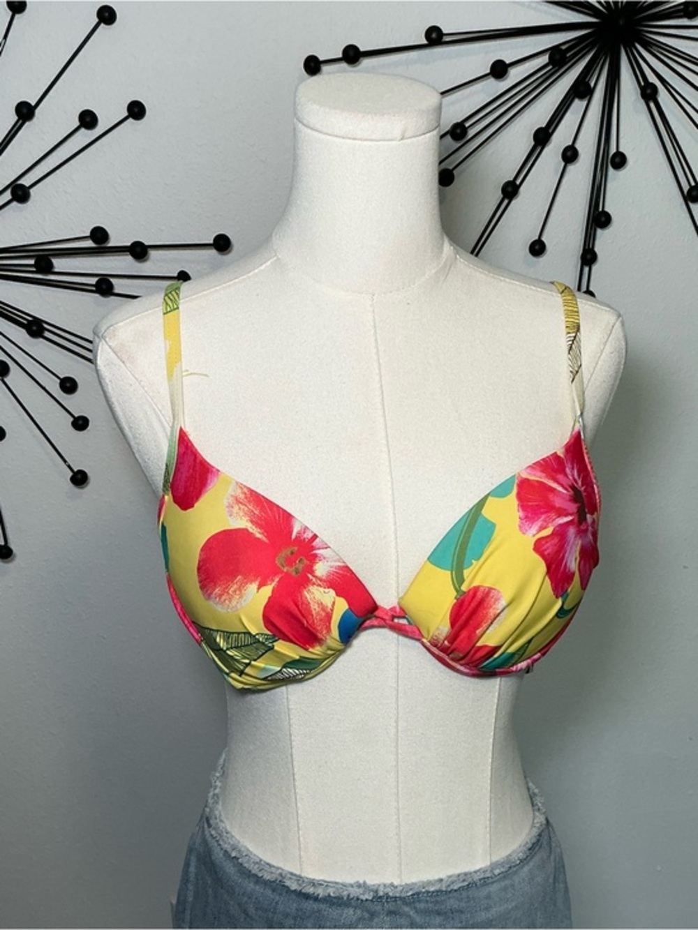 Athena Yellow Floral Bikini Top Tropical Underwire Swim Top Size 8